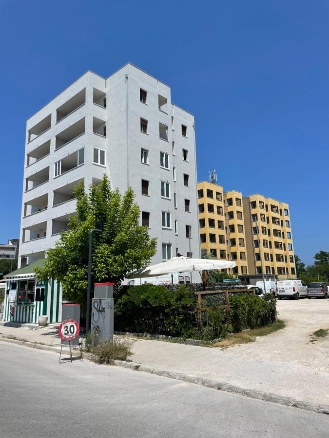 Apartmán Al Mare Lido Adriano Exteriér fotografie